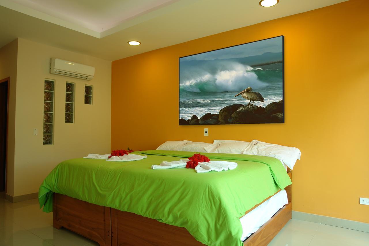 Galapagos Tortuga Bay Hotel Puerto Ayora  Buitenkant foto