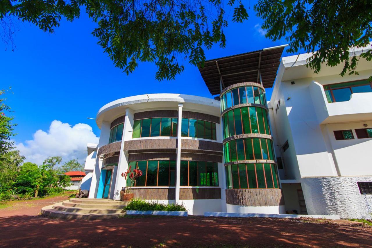 Galapagos Tortuga Bay Hotel Puerto Ayora  Buitenkant foto